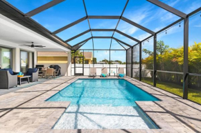 WINTER SPECIALS! Built in 2020! Modern electric-heated pool home with bikes - Villa Alexandria